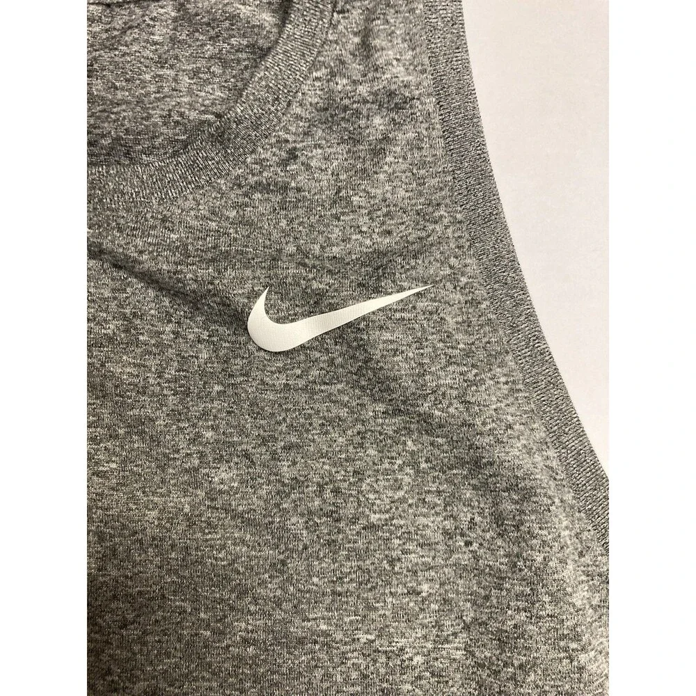 Nike Dri-FIT Men’s S The Nike Tee Lightweight Heather Gray Crew Neck Tank Logo